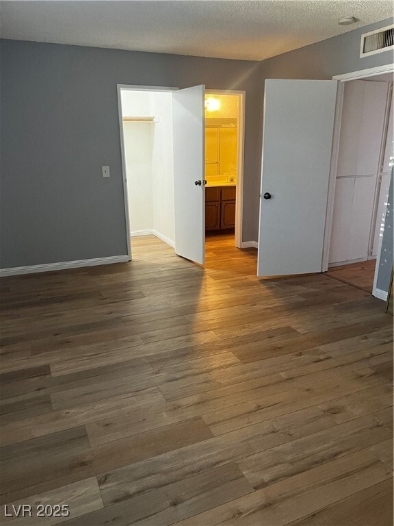 Building Photo - 301 Brookside Ln