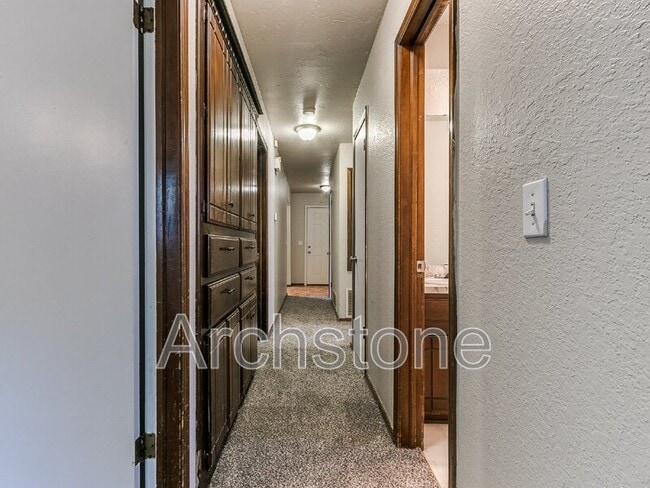 Building Photo - 5216 Coble St