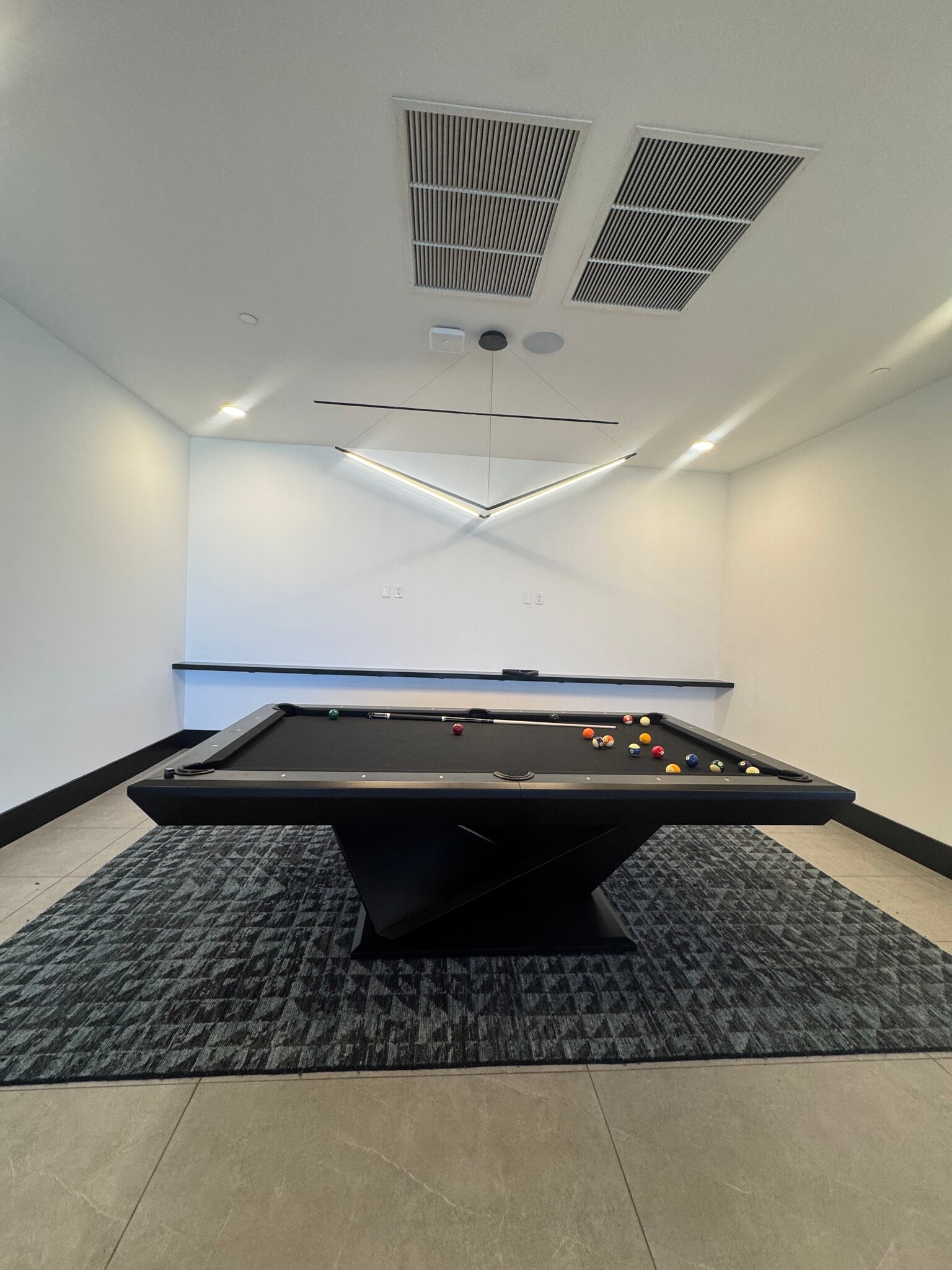 Building Photo - 15061 S Dixie Hwy