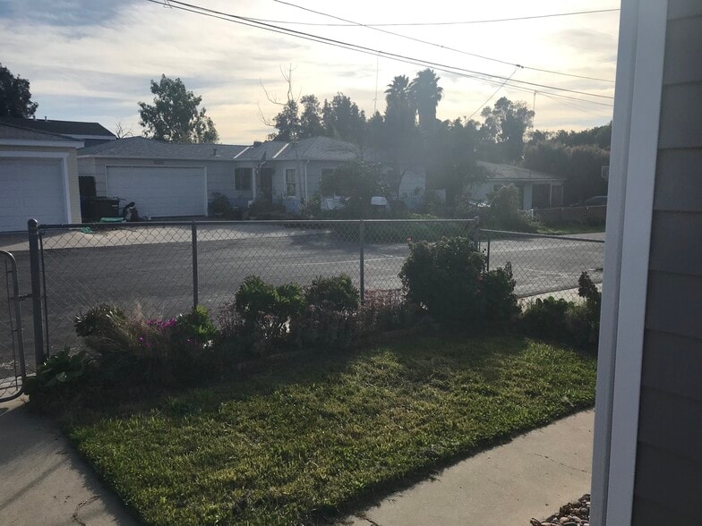 Front yard - 6980 Adams Ave