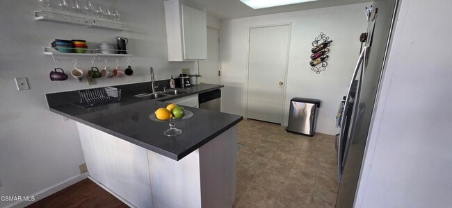 Building Photo - 1792 E Avenida De Las Flores