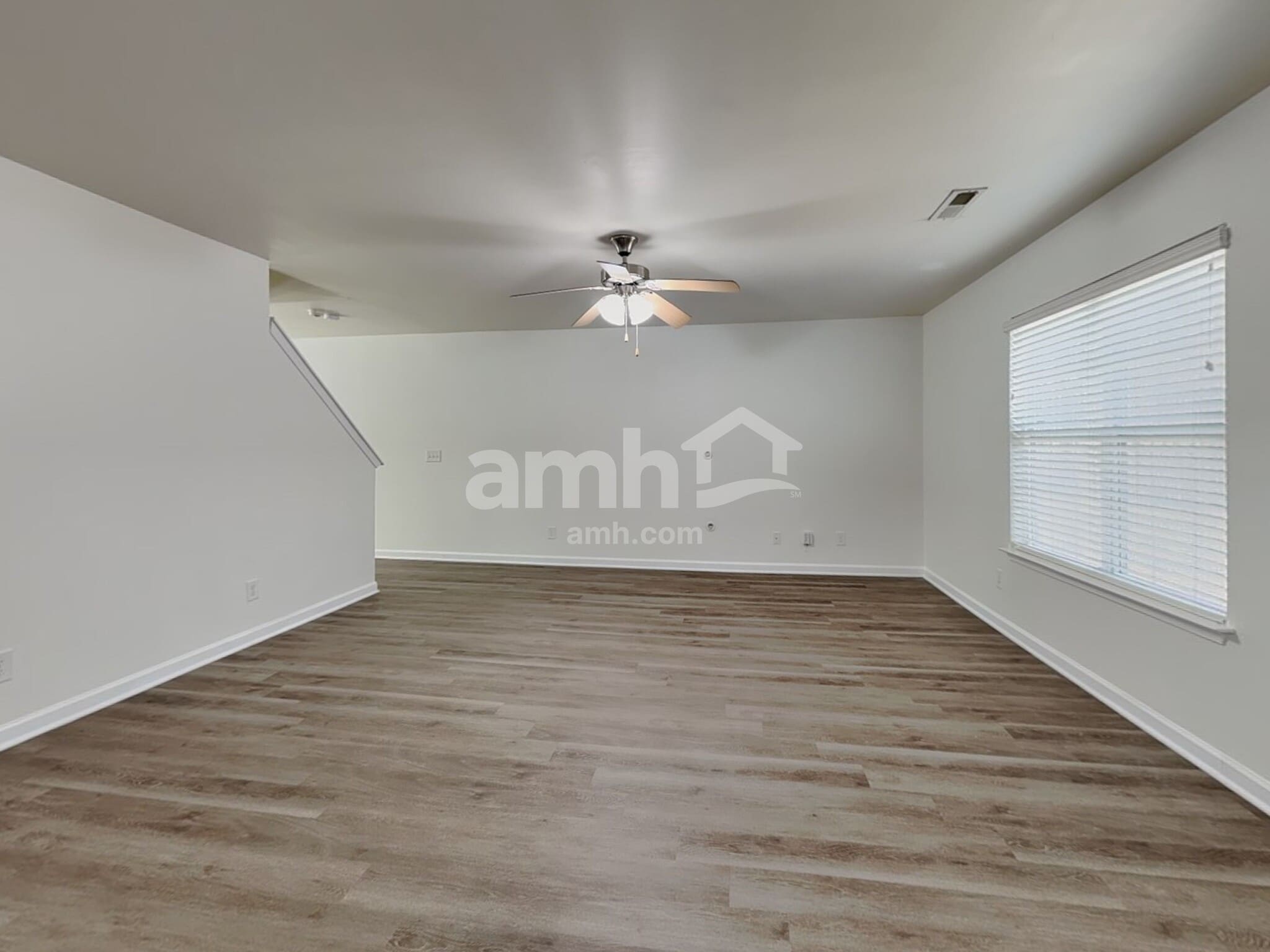 Building Photo - 801 Winterside Ln