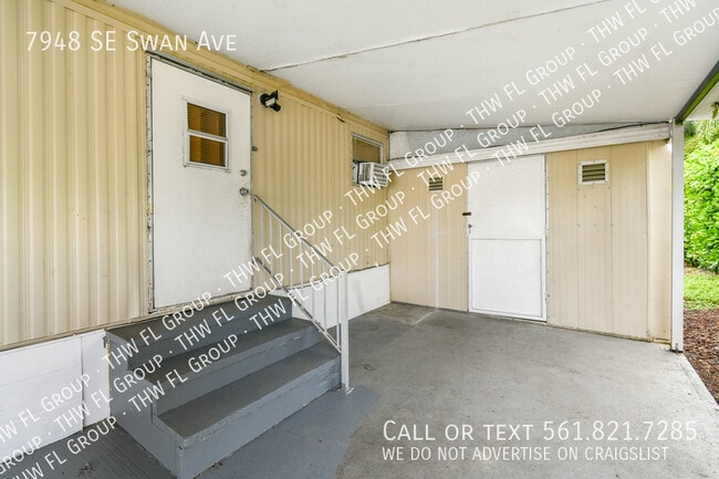Building Photo - 7948 SE Swan Ave