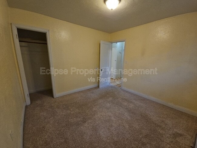 Building Photo - 1125 3rd St