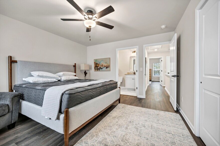 Building Photo - 1221 Pickens St