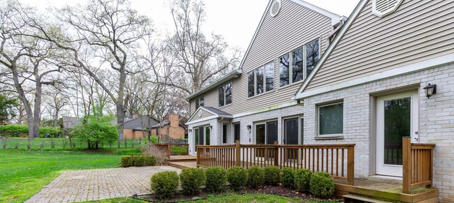Building Photo - SOPHISTICATED COMFORT in HISTORIC FRANKLIN