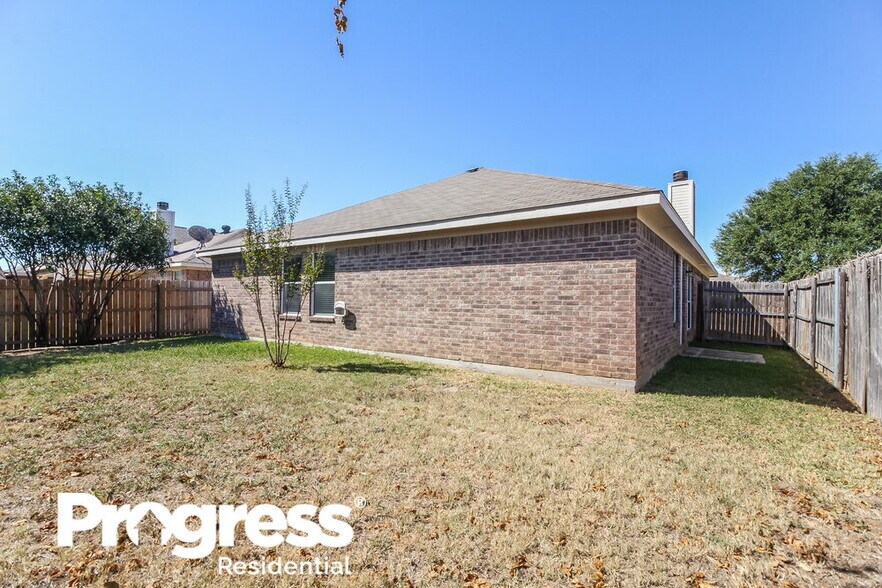 Building Photo - 12437 Seven Eagles Ln