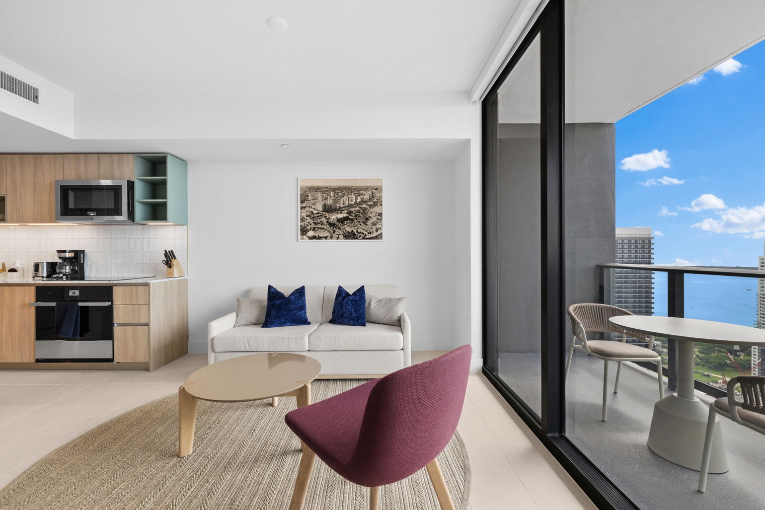 Building Photo - 159 NE 6th St