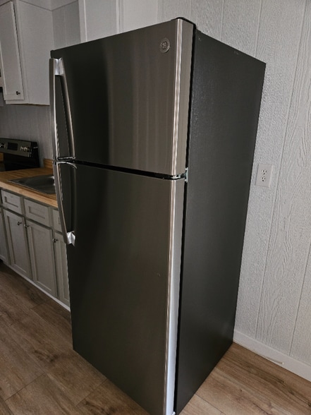 Building Photo - 910 Backwoods Rd