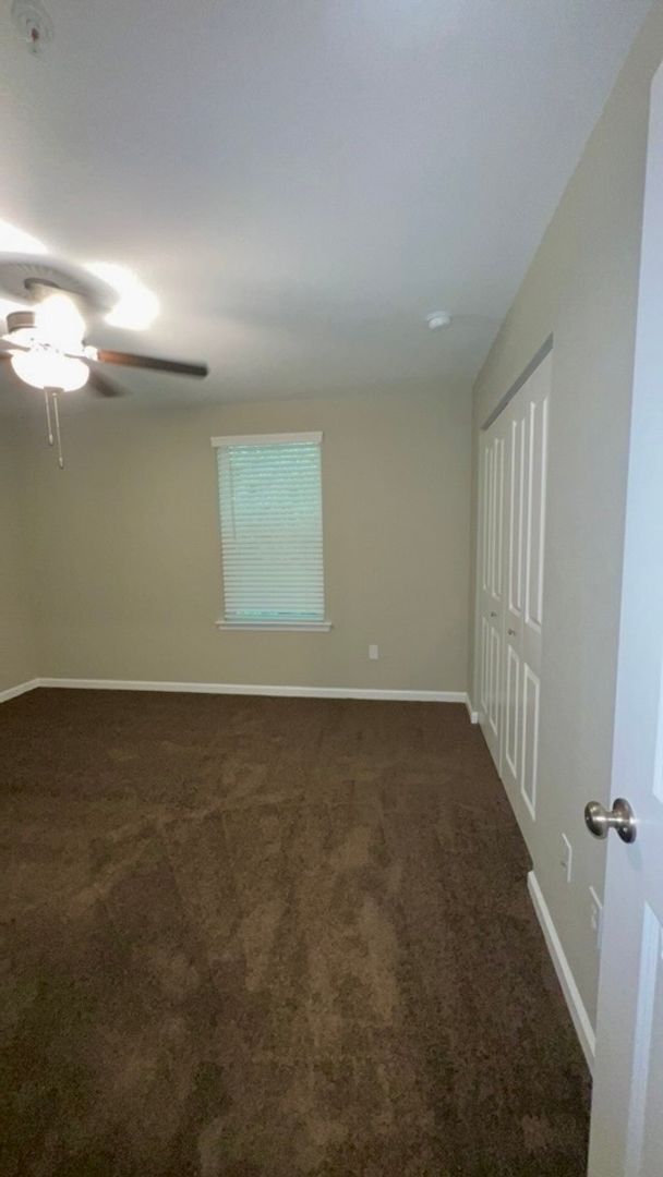 Building Photo - 3/3 condo convenient to FSU, FAMU, TSC, re...