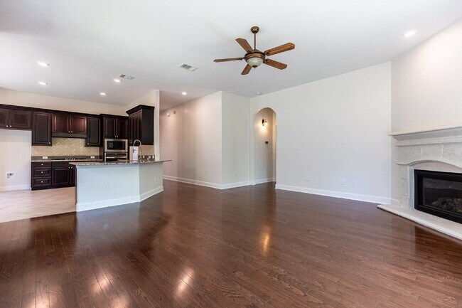 Building Photo - 5041 Country Nest