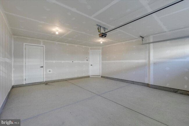 Building Photo - 9287 Tanfield Dr