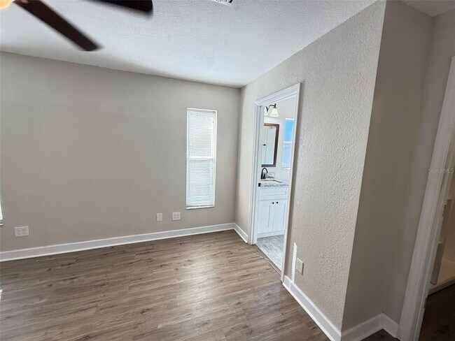 Building Photo - 13670 Highland Rd