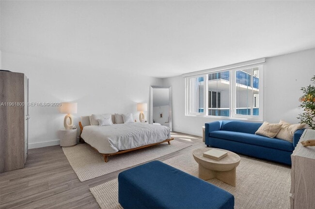 Building Photo - 2301 Collins Ave