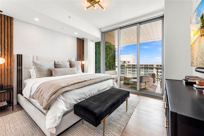 Building Photo - 5775 Collins Ave