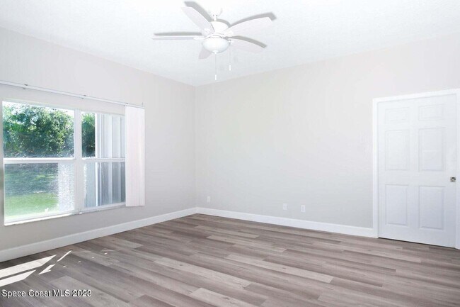 Building Photo - 171 Portside Ave
