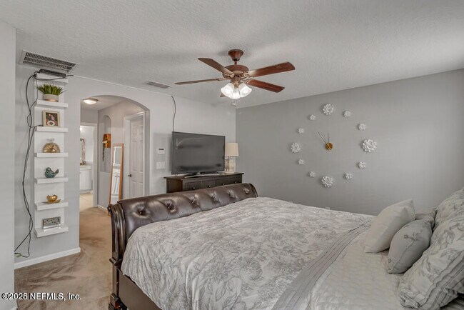 Building Photo - 13853 Malachi Ct