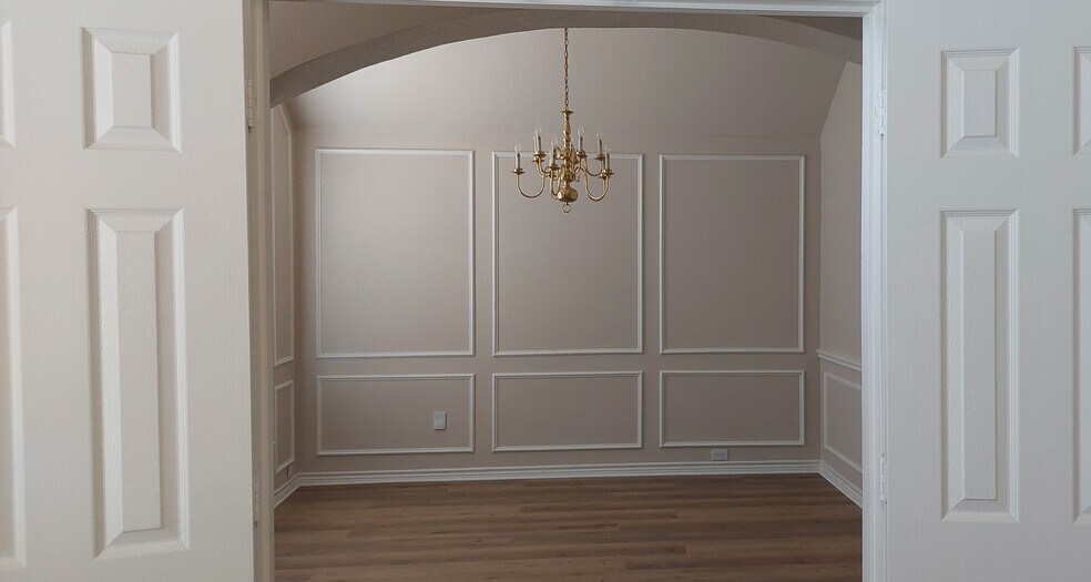Building Photo - 7805 Brook Meadow ln