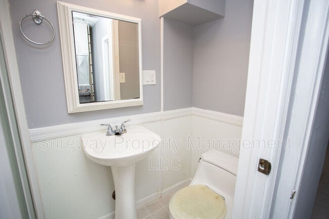Building Photo - 22 Hamal Ct