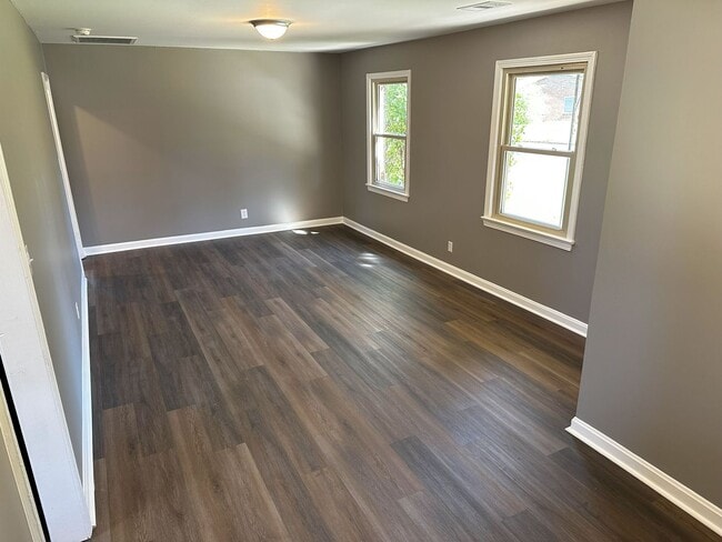 Building Photo - Brick Home with Modern Upgrades