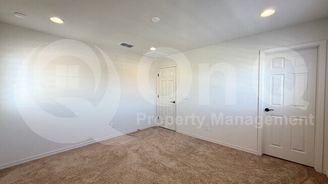 Building Photo - 5655 N 88th Ln