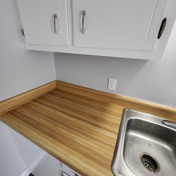 Building Photo - 139 Hendricks Blvd