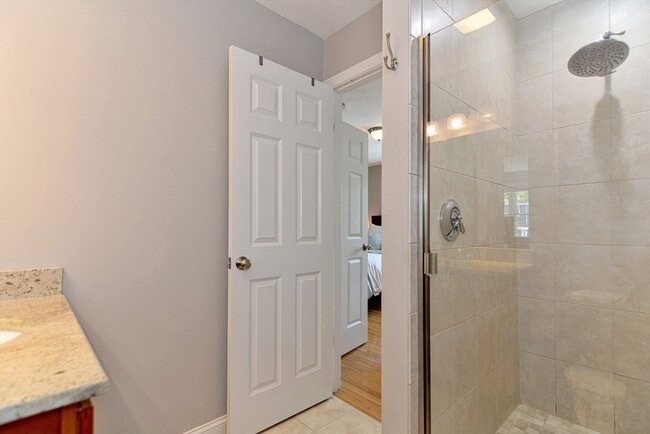 Building Photo - 28 Richardson St