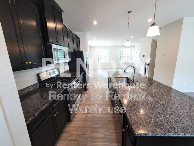 Building Photo - 965 Gabion Wy