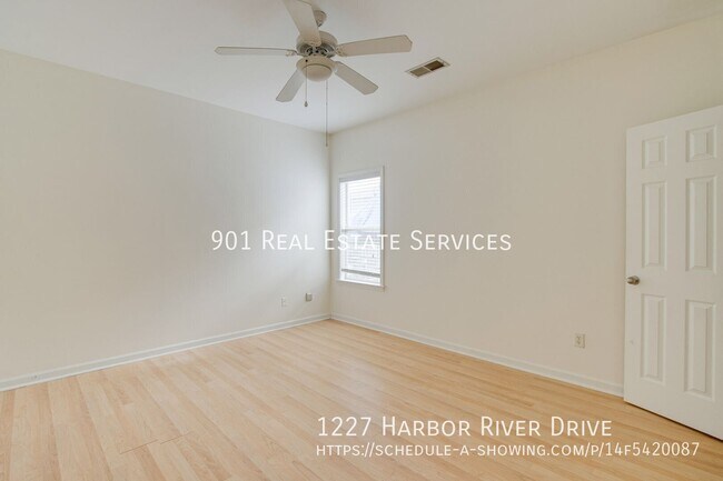 Building Photo - 1227 Harbor River Dr
