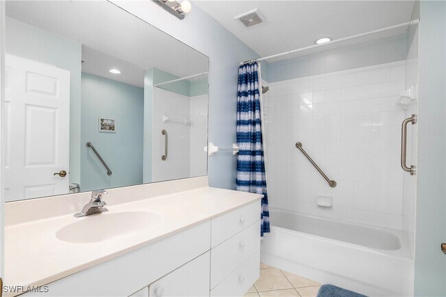 Building Photo - 6810 Beach Resort Dr