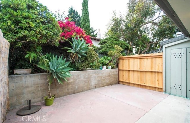 Building Photo - 507 Avenida Victoria