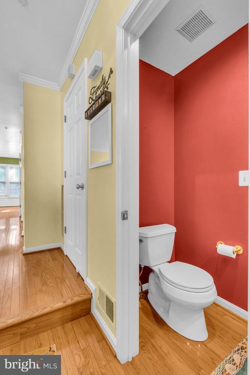 Building Photo - 9354 Sombersby Ct