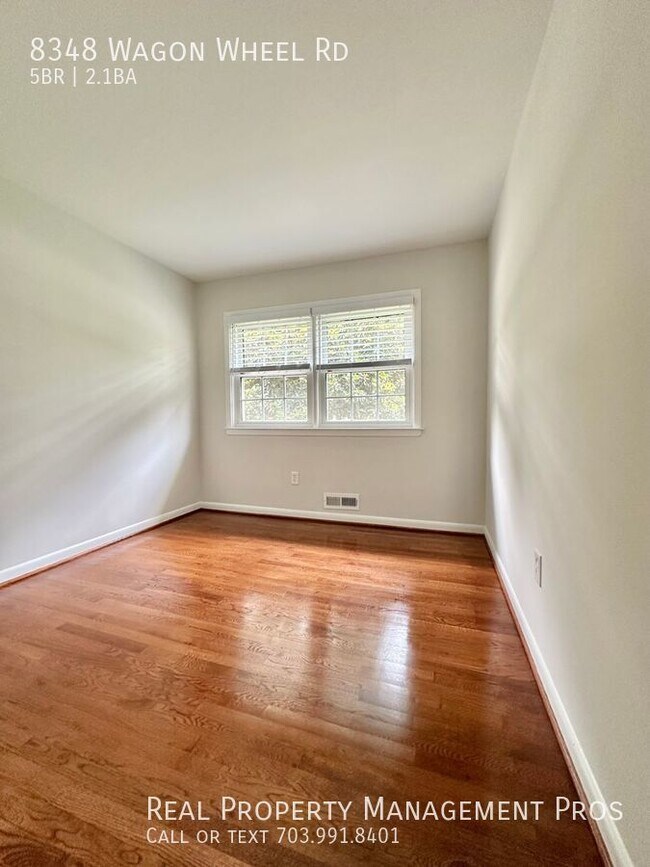 Building Photo - 8348 Wagon Wheel Rd