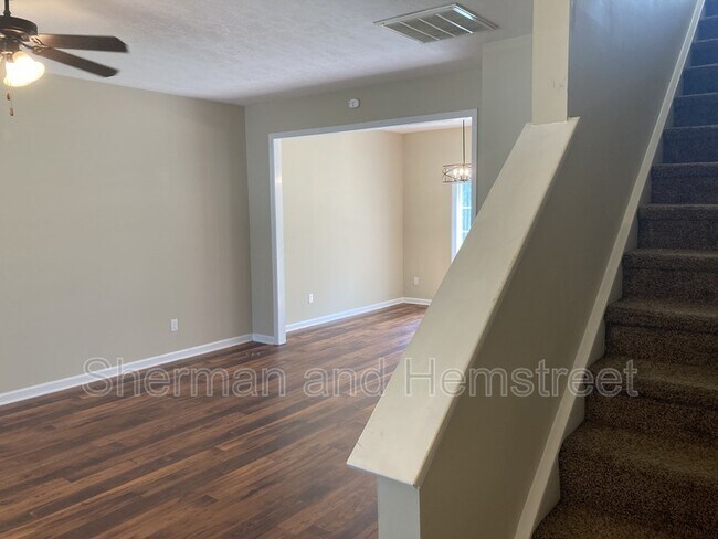 Building Photo - 5013 Sunderlund Ct