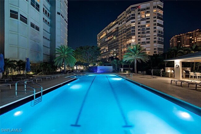 Building Photo - 4051 Gulf Shore Blvd N