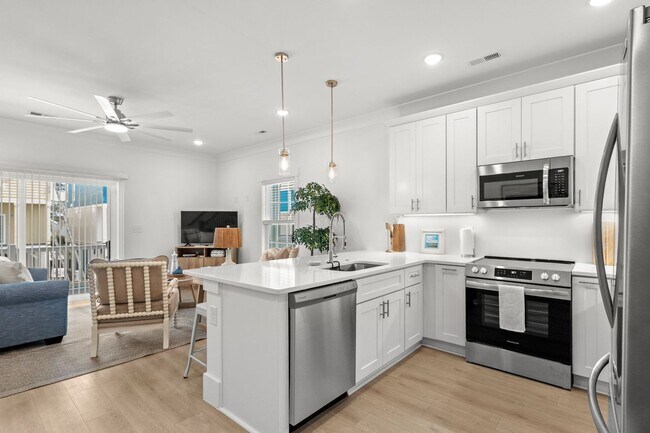 Building Photo - 2310 Seaseeker Ln