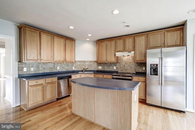 Building Photo - 4647 Eggleston Terrace