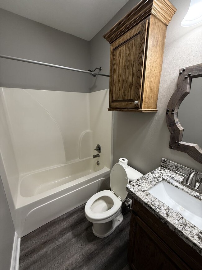 Building Photo - Spacious 3-Bedroom Home with Large Fenced Yard in Lake Charles