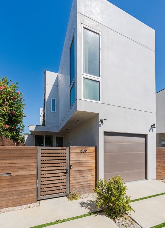 Building Photo - Silicon Beach Sanctuary: A Custom Architec...