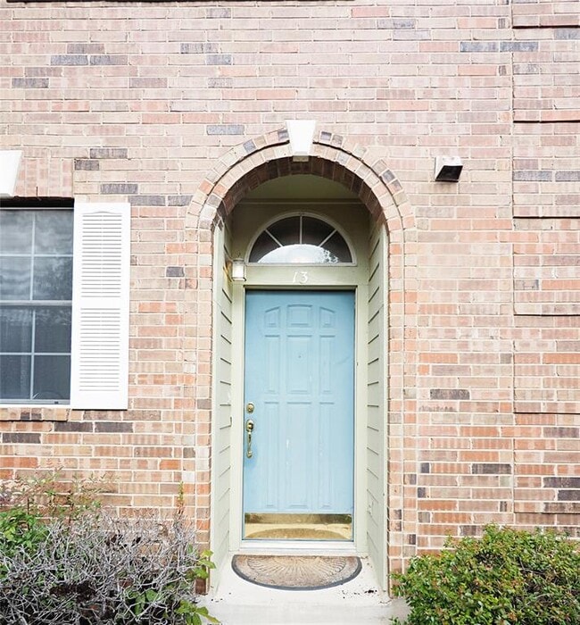 Building Photo - 12401 Los Indios Trail