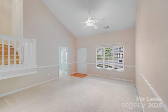 Building Photo - 15021 Deshler Ct