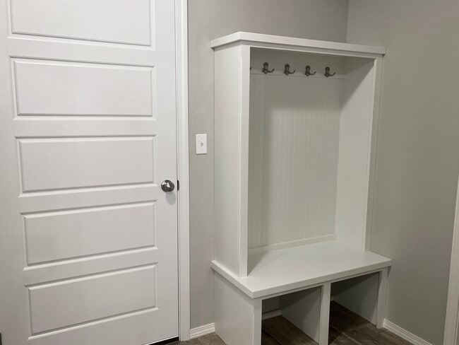 Building Photo - 1808 E. Van Buren PL.