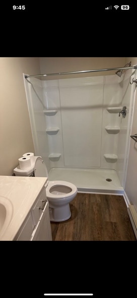 Building Photo - 112 W Monroe St