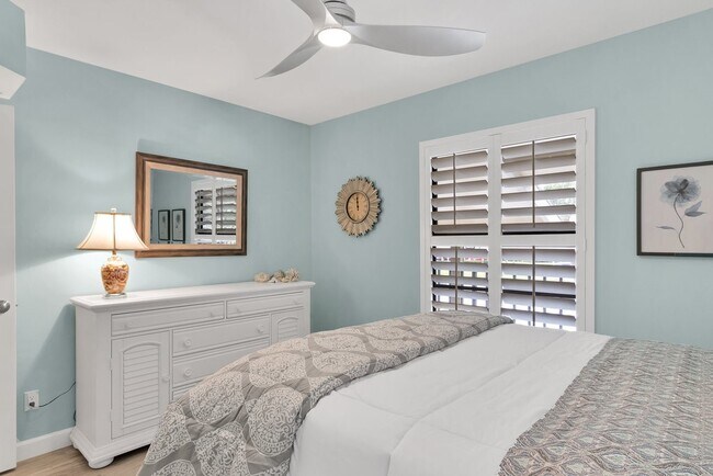 Building Photo - 33 Plantation Dr