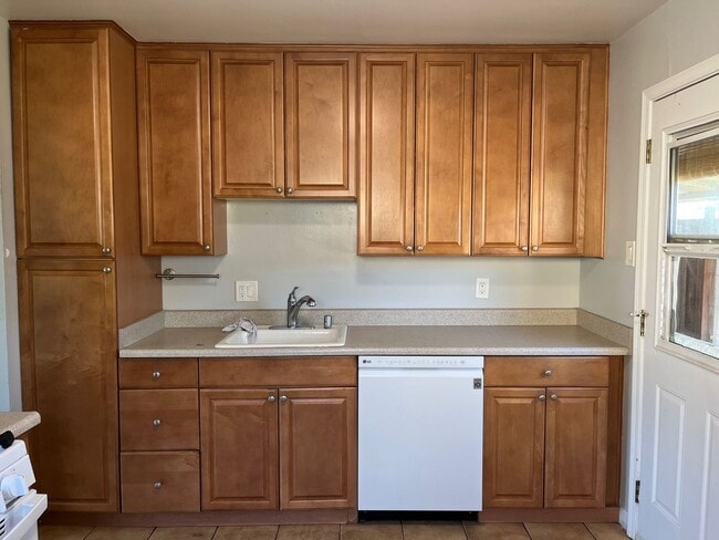 Building Photo - 3563-65 Clairemont Mesa Blvd