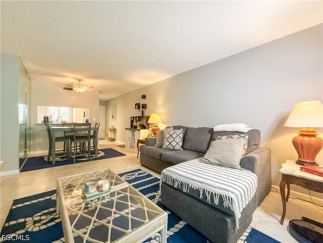 Building Photo - 6136 Whiskey Creek Dr