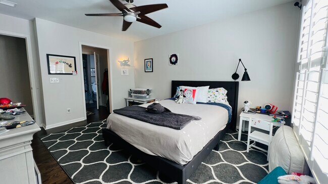Building Photo - 4987 Dovecote Trail