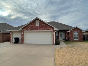 Building Photo - RENT 2 OWN 1,902 sqft - Moore Schools 4/2 - Move In Ready