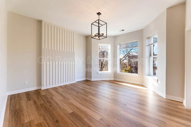 Building Photo - 4241 S Calumet Ave