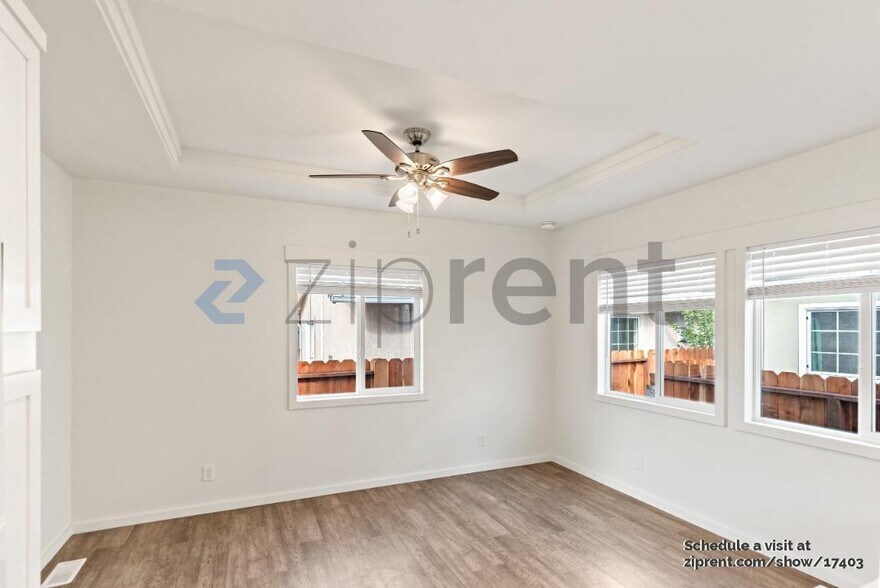 Building Photo - 1291 Stardust Way